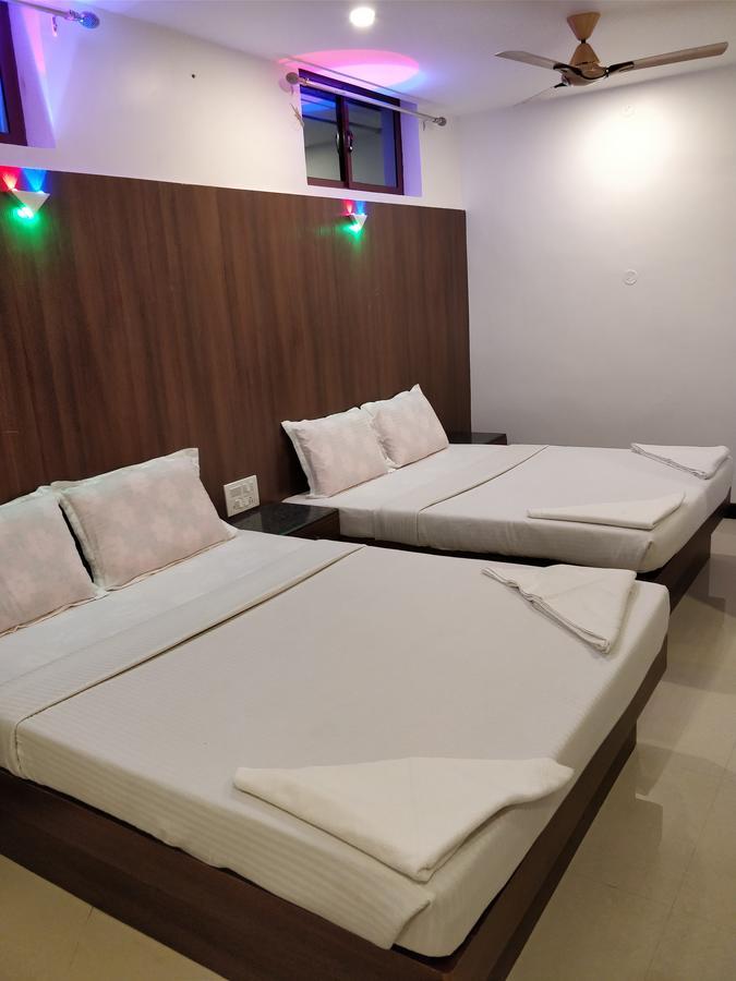 Ics Resiidency Hotel Канчипурам Екстериор снимка
