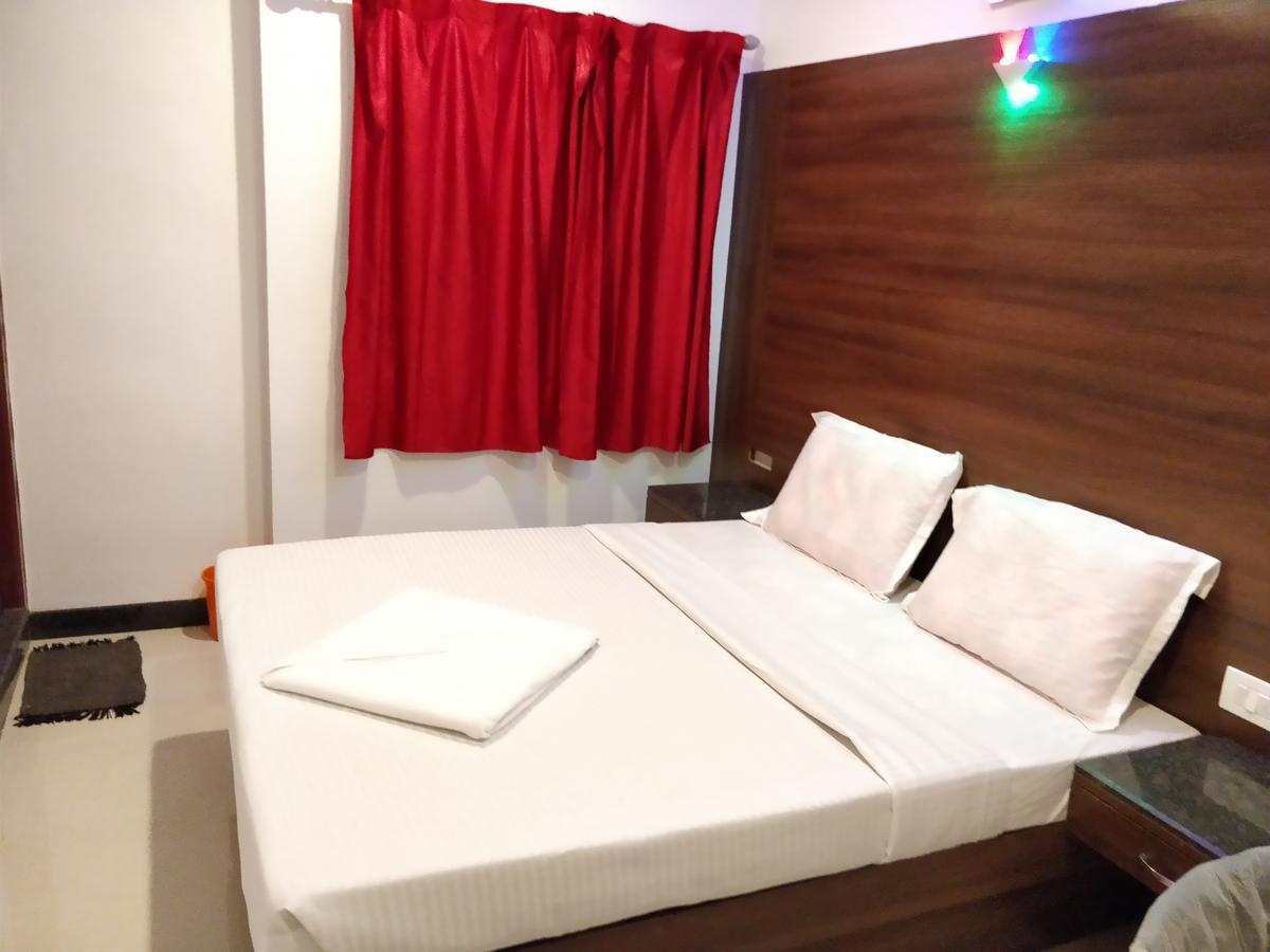 Ics Resiidency Hotel Канчипурам Екстериор снимка